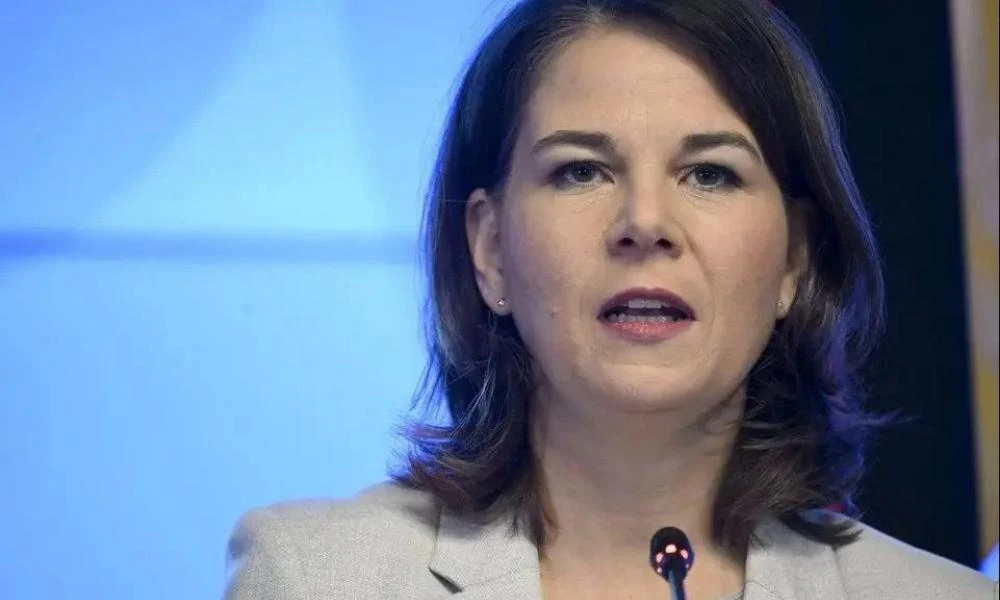 Υπέρ ανθρωπιστικών παύσεων και κατάπαυσης του πυρός στη Γάζα η Γερμανίδα ΥΠΕΞ
